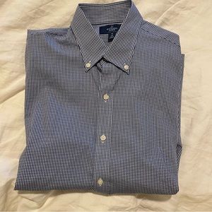 Buttoned Down Men’s Gingham Dress Shirt, Blue